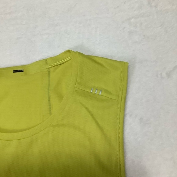 Lululemon Fast and Free Tank Sz Large Yellow Green - Picture 4 of 7